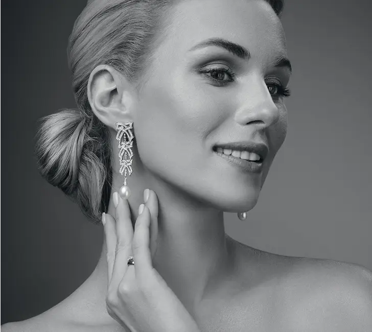 Серьги из коллекции “Драгоценное наследие”. Золото 585, бриллианты, жемчуг.