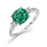 Кольцо с бриллиантами и изумрудом - фото 1