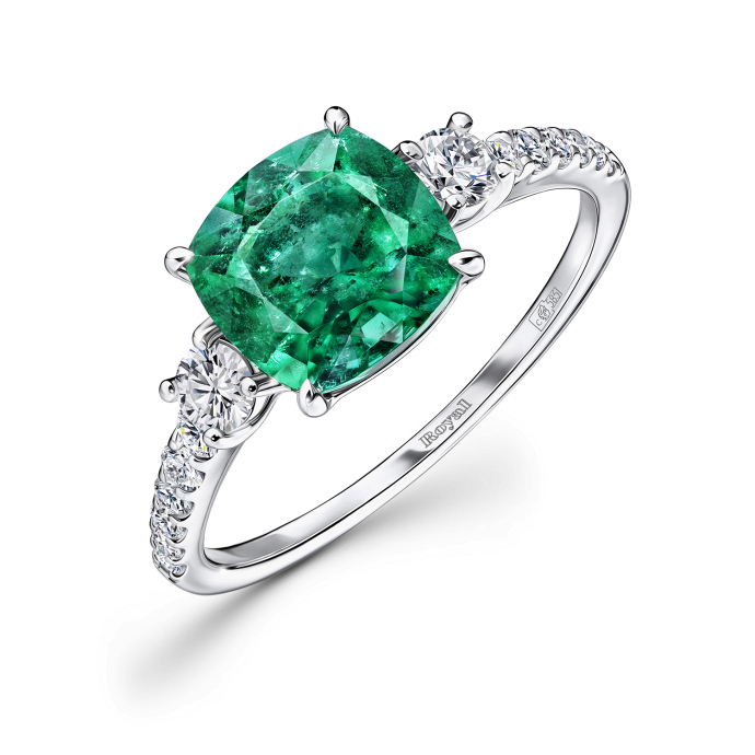 Кольцо с бриллиантами и изумрудом - фото 1