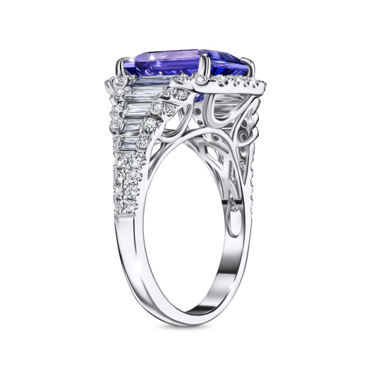 Кольцо с бриллиантами и танзанитом