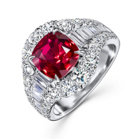 Кольцо с бриллиантами и рубином - фото 1 Кольцо с бриллиантами и рубином - фото 1