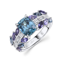 Кольцо с бриллиантами, иолитами, лондон топазом, танзанитами и цирконом - фото 1
