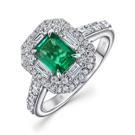 Кольцо с бриллиантами и изумрудом