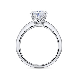 Кольцо с бриллиантом