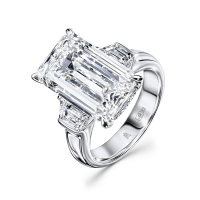 Кольцо с бриллиантом - фото 1 Кольцо с бриллиантом - фото 1