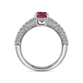 Кольцо с бриллиантами и рубеллитом