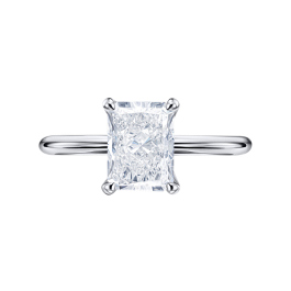 Кольцо с бриллиантом