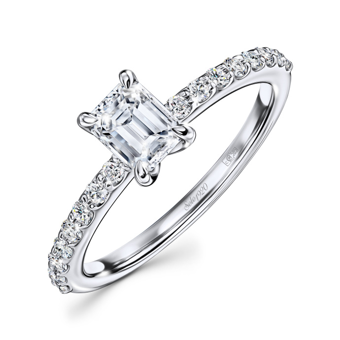 Кольцо с бриллиантами - фото 1