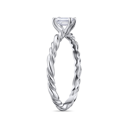 Кольцо с бриллиантом