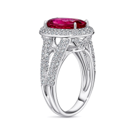 Кольцо с бриллиантами и рубеллитом