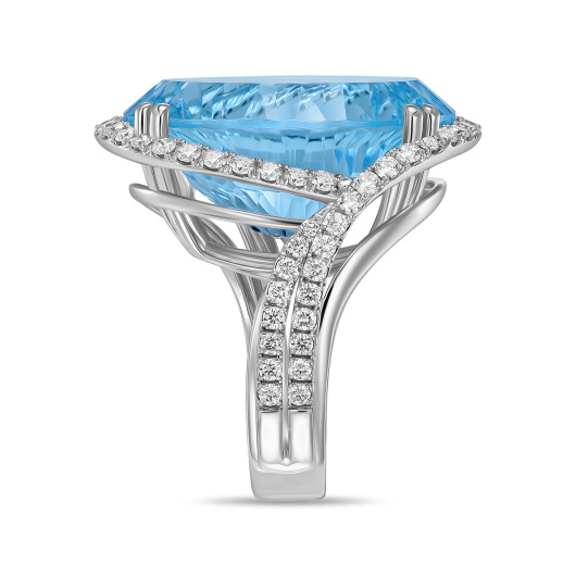 Кольцо с бриллиантами и топазом