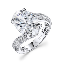 Кольцо с бриллиантом - фото 1 Кольцо с бриллиантом - фото 1