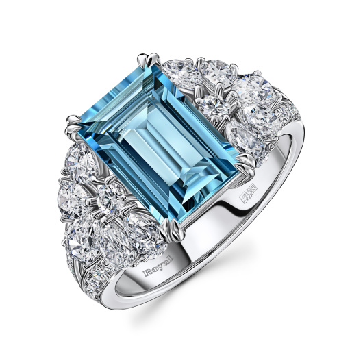 Кольцо с аквамарином и бриллиантами