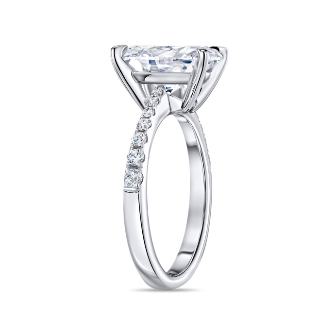 Кольцо с бриллиантом - фото 1