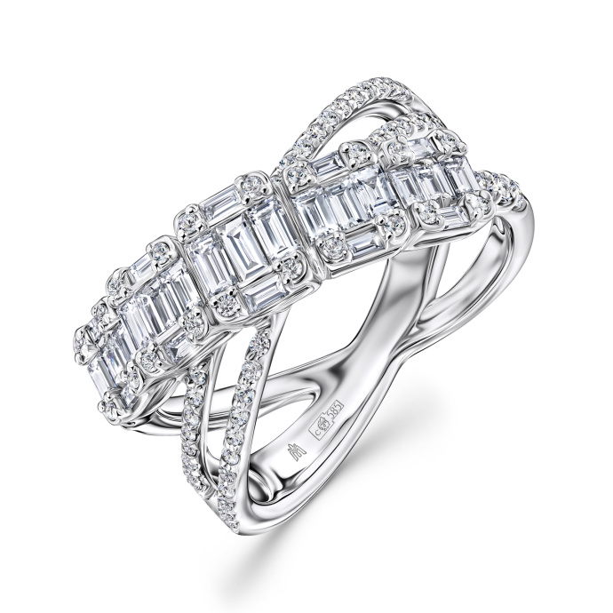 Кольцо с бриллиантами - фото 1 Кольцо с бриллиантами - фото 1