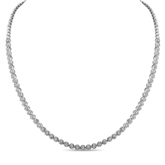 Колье с бриллиантом