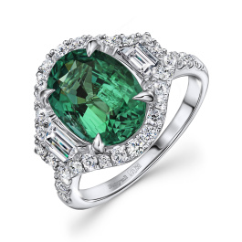 Кольцо с бриллиантами и изумрудом