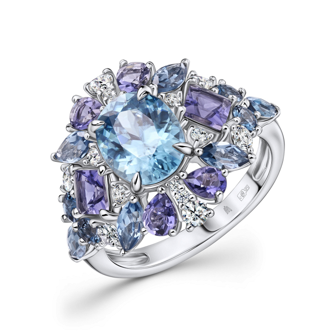 Кольцо с бриллиантами, иолитами, лондон топазом и цирконом - фото 1