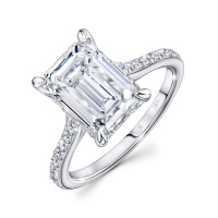 Кольцо с бриллиантом - фото 1