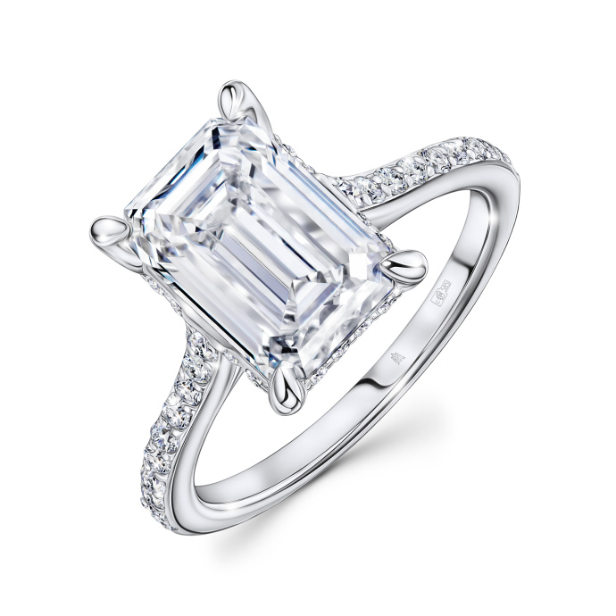 Кольцо с бриллиантом - фото 1