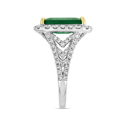 Кольцо с бриллиантами и изумрудом