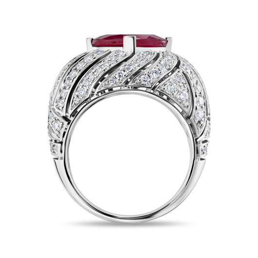 Кольцо с бриллиантами и рубеллитом