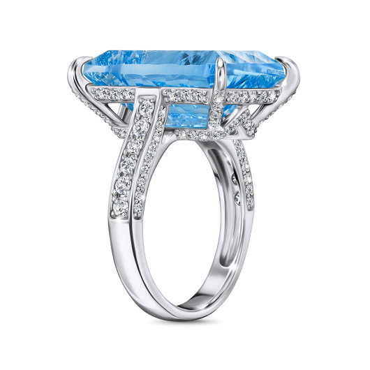 Кольцо с топазом и бриллиантом