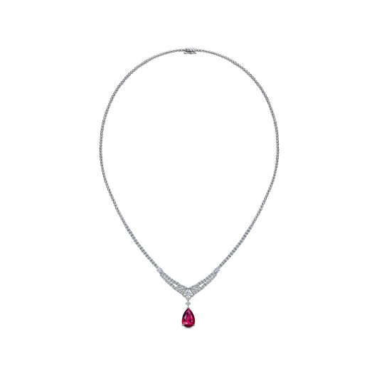 Колье с бриллиантами и рубином