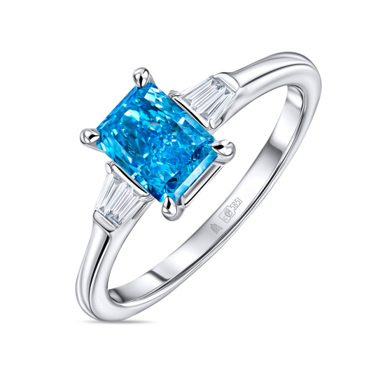 Кольцо с бриллиантом