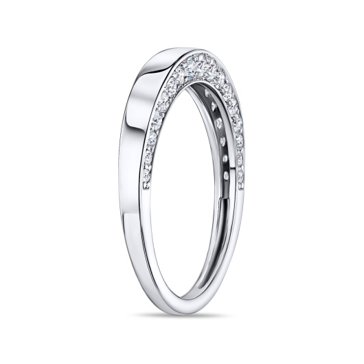 Кольцо с бриллиантом