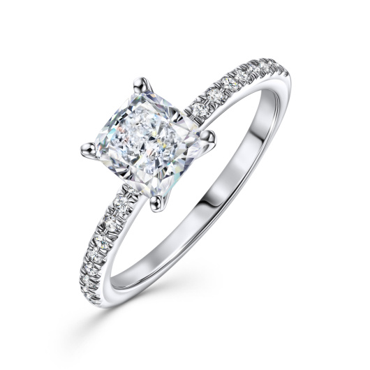 Кольцо с бриллиантами