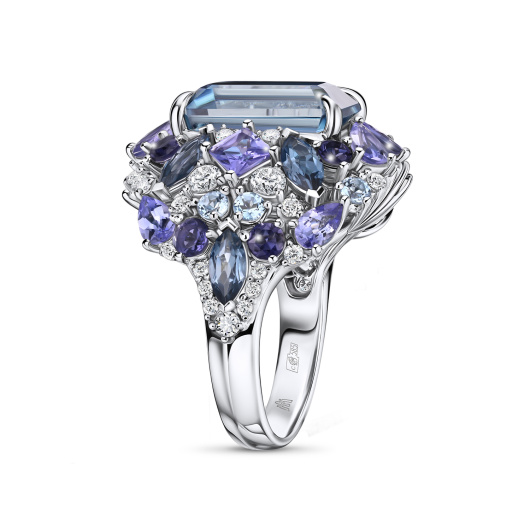 Кольцо с топазами, бриллиантами, иолитами, лондон топазом, танзанитами и цирконом