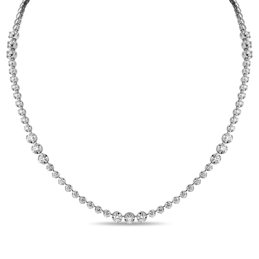 Колье с бриллиантом