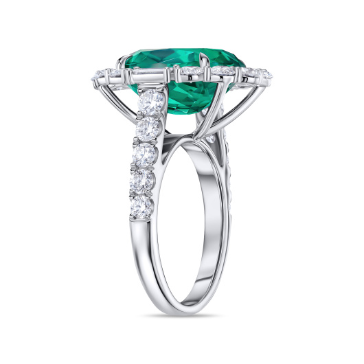 Кольцо с бриллиантами и гидротермальным изумрудом
