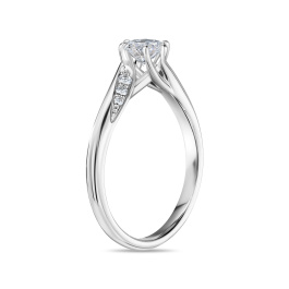 Кольцо с бриллиантами