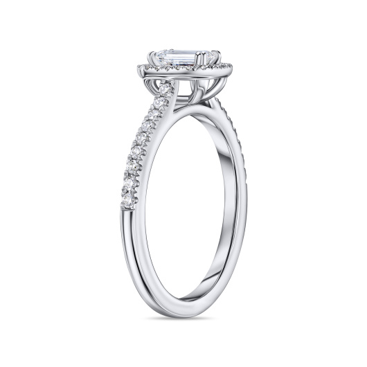 Кольцо с бриллиантами