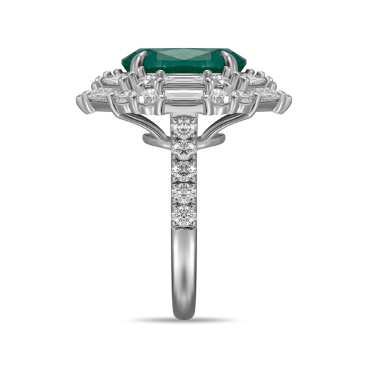 Кольцо с бриллиантами и изумрудом