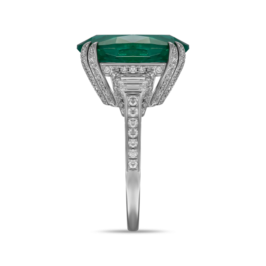 Кольцо с бриллиантами и изумрудом