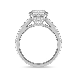 Кольцо с бриллиантом