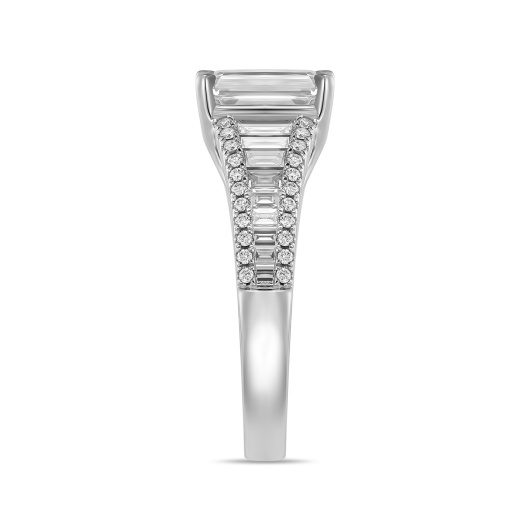 Кольцо с бриллиантами