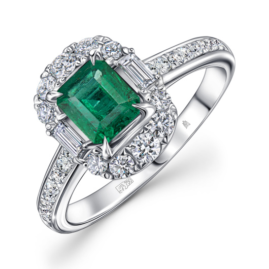 Кольцо с бриллиантами и изумрудом