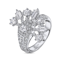 Кольцо с бриллиантом - фото 1