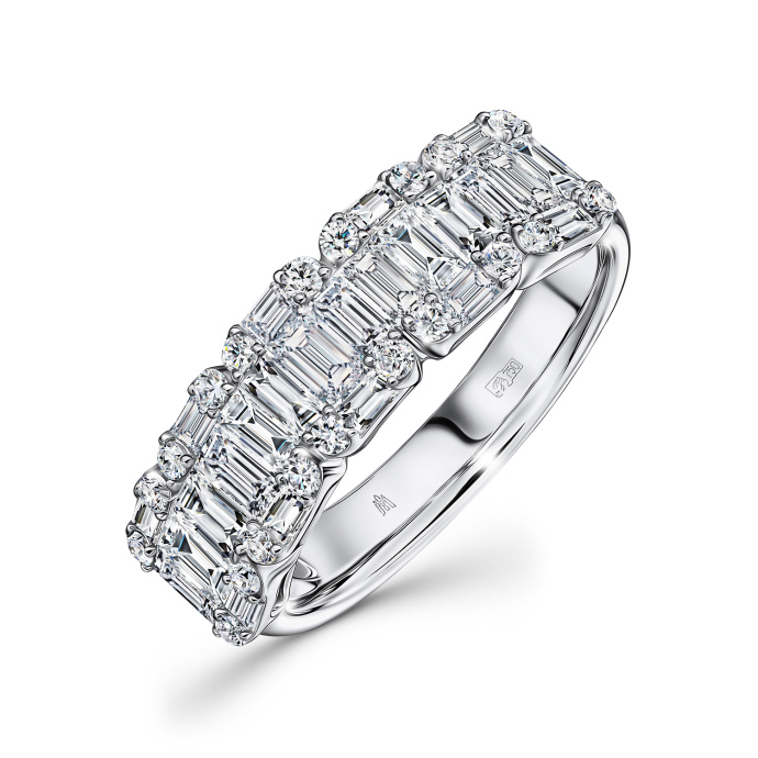 Кольцо с бриллиантами - фото 1