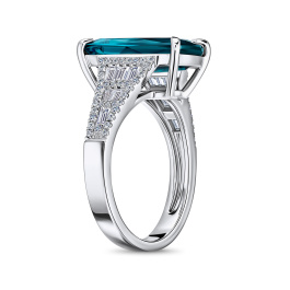 Кольцо с бриллиантами и турмалином