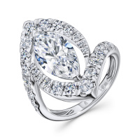 Кольцо с бриллиантом - фото 1