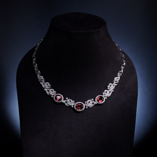 Колье с бриллиантами и турмалинами