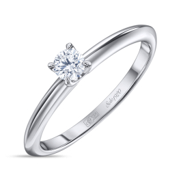 Кольцо с бриллиантом