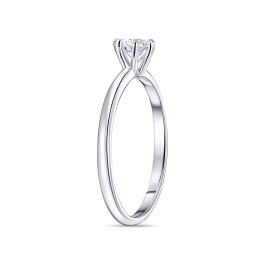 Кольцо с бриллиантом