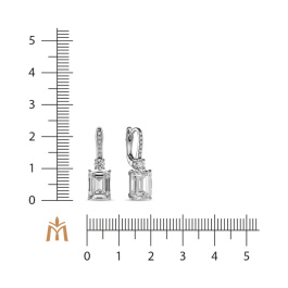 Серьги с бриллиантом