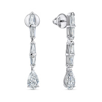 Серьги с бриллиантами - фото 1 Серьги с бриллиантами - фото 1